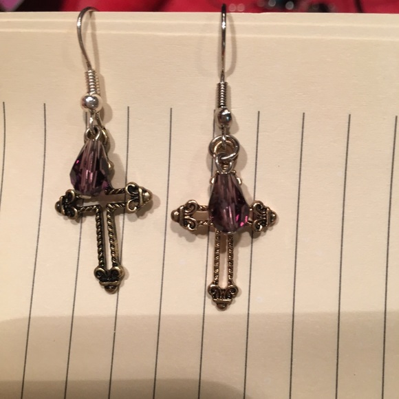 Cross w purple dangle crystal earrings NWT - Picture 6 of 8